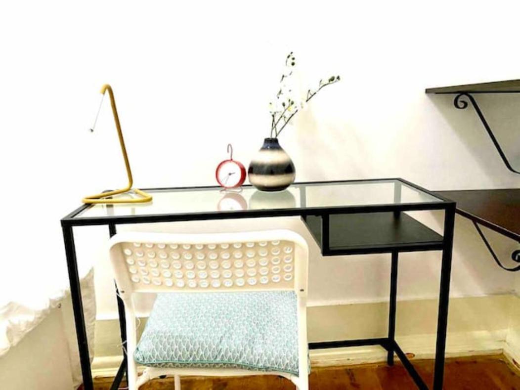 Romantic Chiado 7 -Private Small Single Room With No Outside Window Lissabon Exterior foto